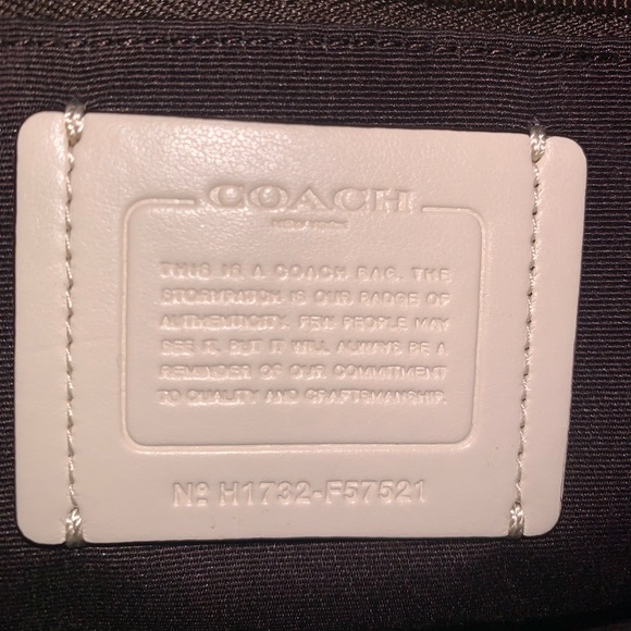 Cream Coach Purse with Detachable Crossbody Strap - Picture 5 of 5